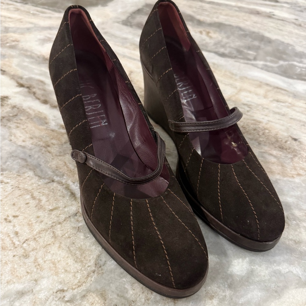 Stunning like new Luc Bergen Brown Suede Mary-Jane Wedge Shoes